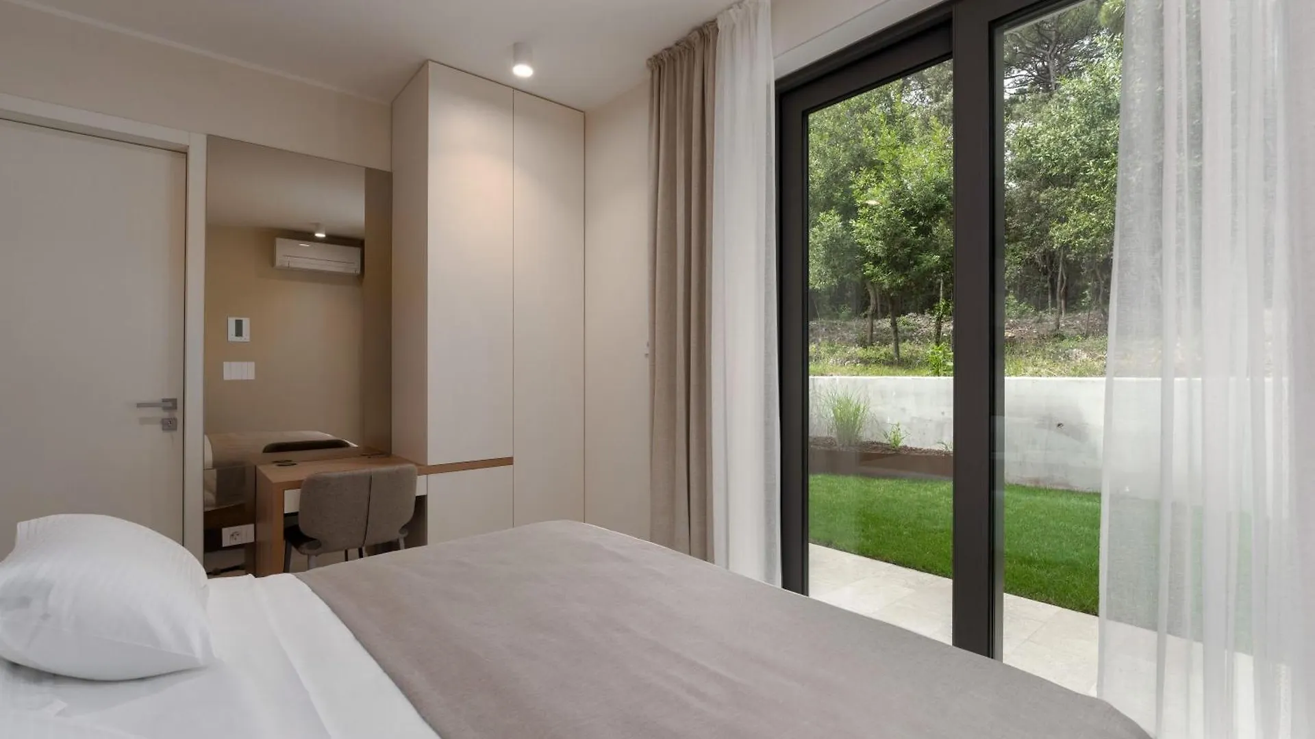 The Q Whisper Apartment Rovinj 0*,  Croatia